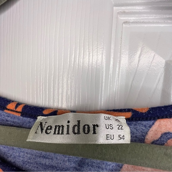 Plus Blue and Orange Maxi Dress with Short  Sleeves for Casual Occasions - Picture 3 of 4